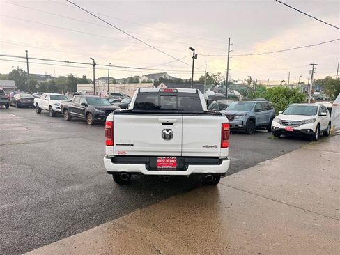 Used 2020 RAM 1500 Big Horn AWD/4WD image 3
