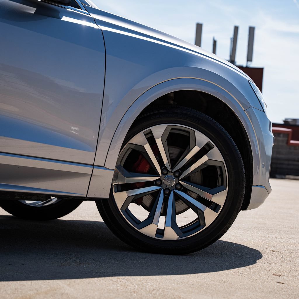 Used 2019 Audi Q8 Premium Plus AWD/4WD image 8
