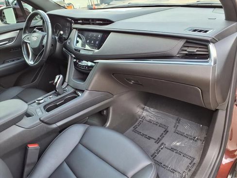 Used 2023 Cadillac XT6 Luxury FWD image 8