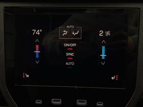 Used 2025 GMC Yukon XL AT4 Ultimate w/ LPO, Illumination Package AWD/4WD image 9