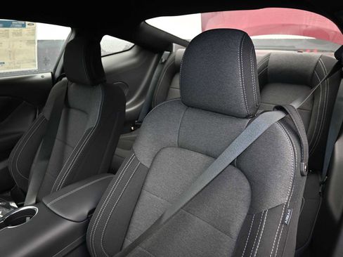 Used 2025 Ford Mustang Coupe image 17