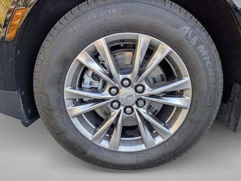 Used 2021 Cadillac XT5 Premium Luxury w/ LPO, Floor Liner Package image 18