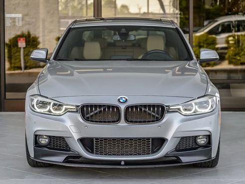 Used 2017 BMW 340i xDrive Sedan image 5