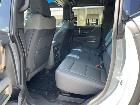 New 2025 GMC Hummer EV 3X w/ Extreme Off-Road Package image 14