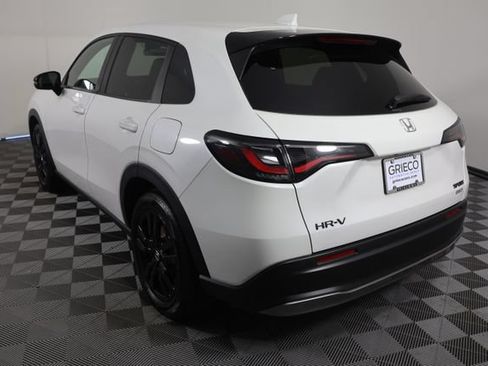 Certified 2026 Honda HR-V Sport image 6
