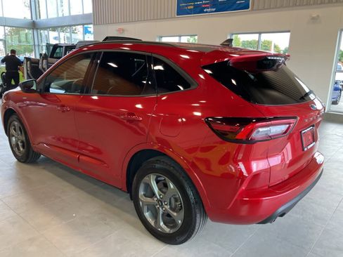 Used 2023 Ford Escape ST-Line image 7