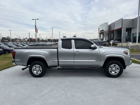 Certified 2023 Toyota Tacoma SR5 image 11