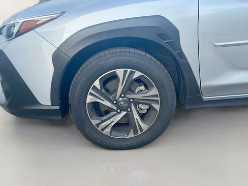 Used 2025 Subaru Crosstrek 2.5i Premium AWD/4WD image 29