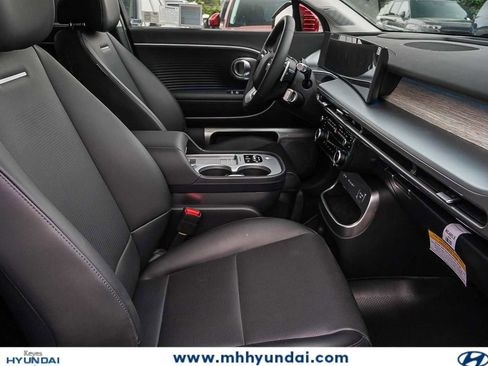 New 2026 Hyundai Ioniq 9 Limited AWD/4WD image 21