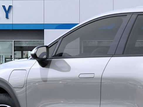 New 2026 Chevrolet Equinox EV LT image 12