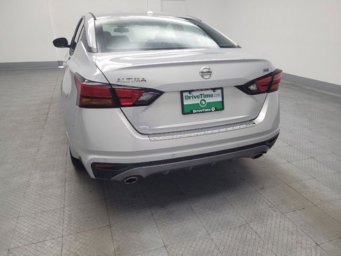 Used 2021 Nissan Altima 2.5 SR FWD image 6