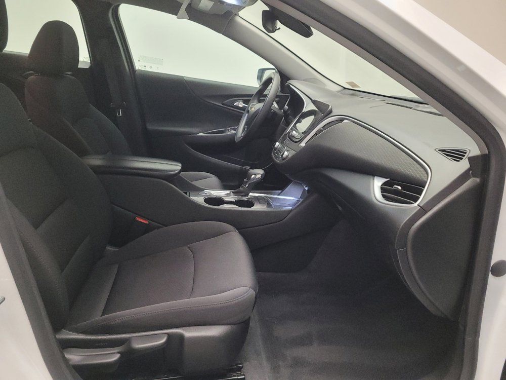 Used 2023 Chevrolet Malibu LT FWD image 21