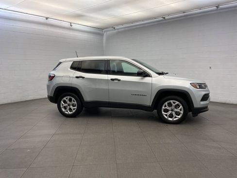 New 2025 Jeep Compass Sport image 2