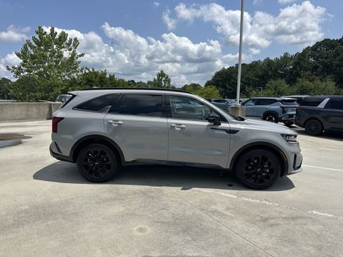 Used 2022 Kia Sorento SX FWD image 5