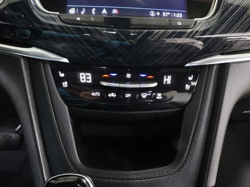Used 2024 Cadillac XT6 Premium Luxury image 10