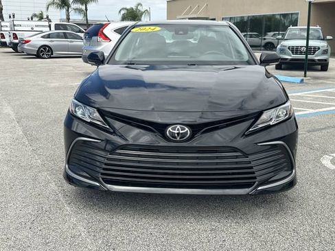 Used 2024 Toyota Camry LE w/ Convenience Package FWD image 3