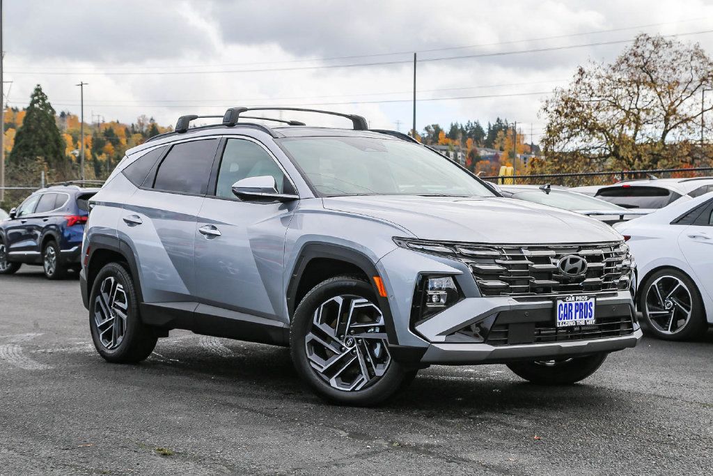 Used 2026 Hyundai Tucson Limited AWD/4WD image 2