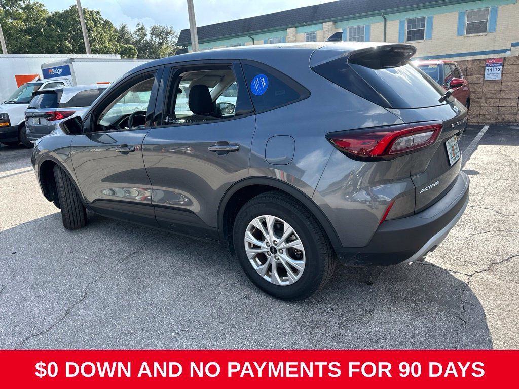 Used 2025 Ford Escape Active FWD image 4