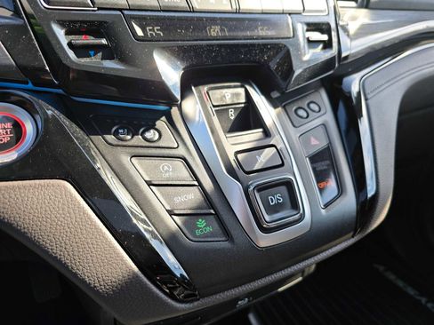 Used 2024 Honda Odyssey Elite image 37