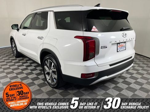 Used 2022 Hyundai Palisade SEL w/ 8P Bench Seat Package AWD/4WD image 17