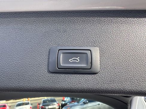 Used 2016 Audi A4 Premium w/ Audi MMI Navigation Plus image 9