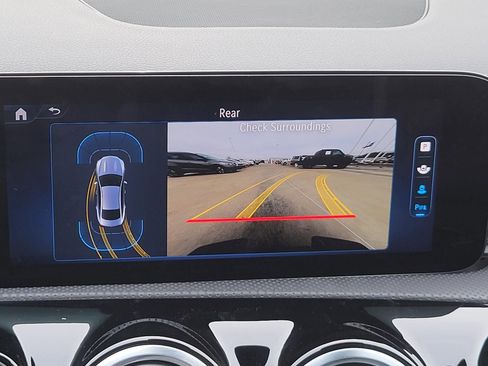 Used 2024 Mercedes-Benz CLA 250 4MATIC image 28