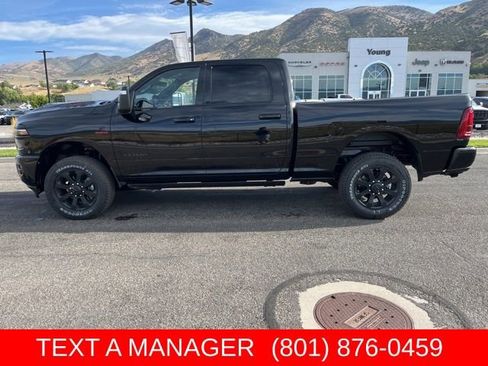 New 2026 RAM 2500 Laramie AWD/4WD image 7