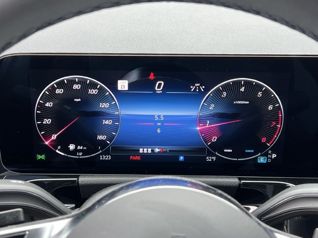 Certified 2026 Mercedes-Benz GLA 250 4MATIC image 15