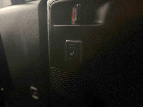 Used 2018 Chrysler Pacifica Limited w/ Advanced Safetytec Group image 37