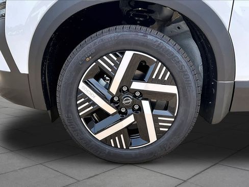 New 2026 Nissan Kicks SV FWD image 9