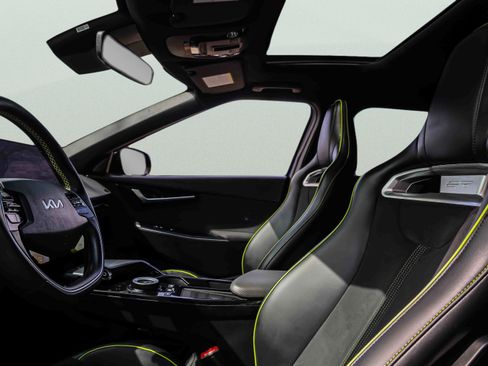 Certified 2023 Kia EV6 GT AWD/4WD image 9