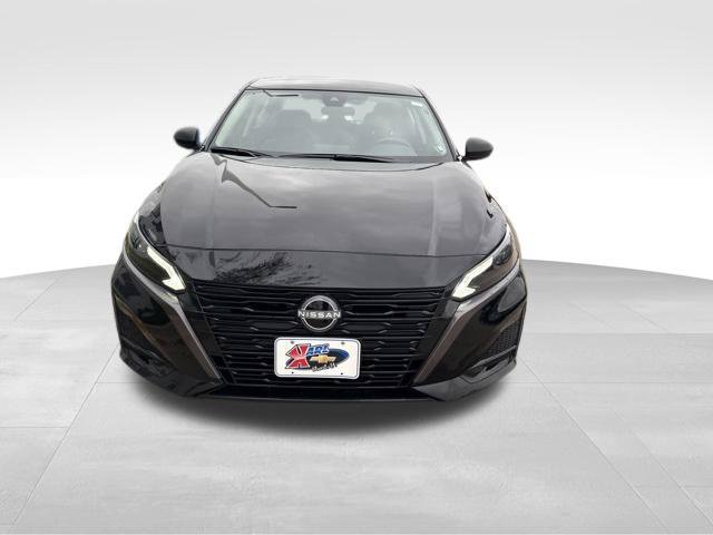 Used 2026 Nissan Altima 2.5 SV FWD image 2