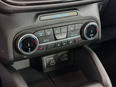 Used 2024 Ford Escape ST-Line image 23