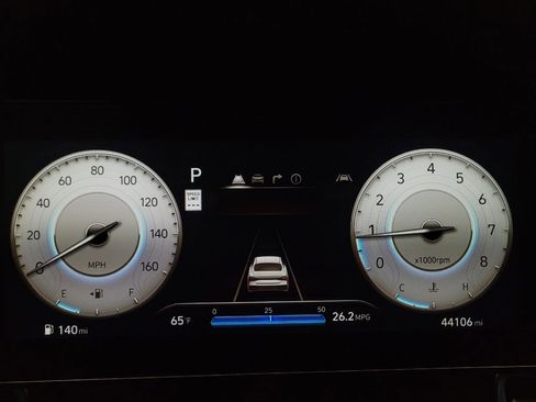 Used 2024 Hyundai Elantra SEL FWD image 23