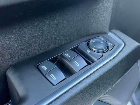 Certified 2025 Chevrolet Silverado 1500 LT AWD/4WD image 17