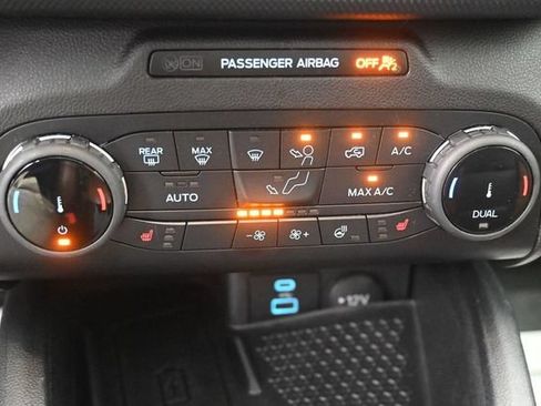 Certified 2022 Ford Bronco Sport Badlands w/ Premium Package AWD/4WD image 12