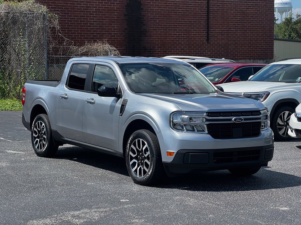 Used 2024 Ford Maverick Lariat FWD image 12
