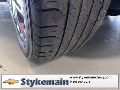 Used 2017 GMC Acadia Limited SLT image 30