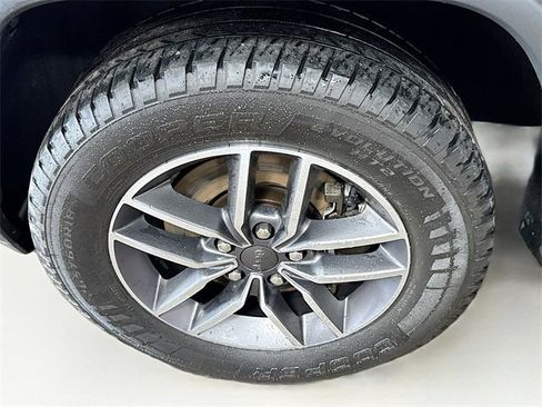 Used 2021 Jeep Grand Cherokee Limited w/ Trailer Tow Group IV image 10