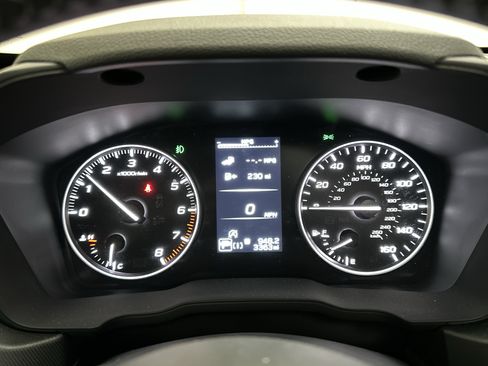 Used 2026 Subaru Forester Premium AWD/4WD image 18