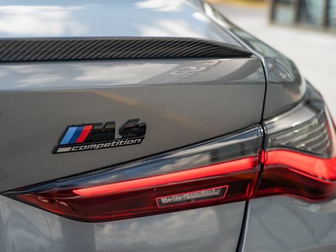 Used 2022 BMW M4 xDrive Competition w/ M Carbon Exterior Package AWD/4WD image 10