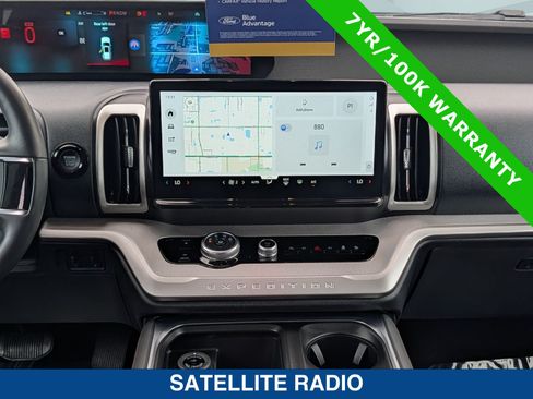 Certified 2025 Ford Expedition Active AWD/4WD image 23