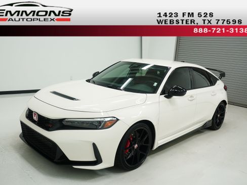 Used 2025 Honda Civic Type R image 1