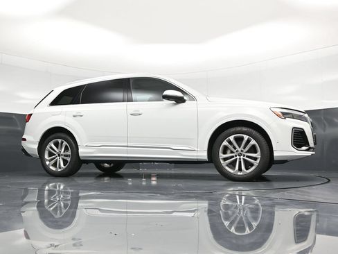 Used 2025 Audi Q7 3.0T Premium Plus AWD/4WD image 53
