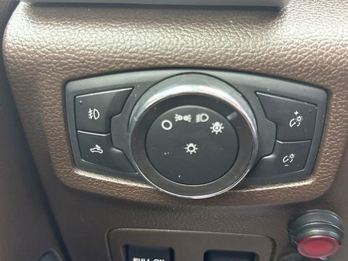 Used 2019 Ford F150 King Ranch w/ Equipment Group 601A Luxury image 19