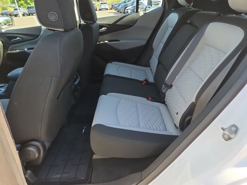 Used 2020 Chevrolet Equinox LS FWD image 21