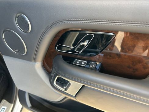 Used 2022 Land Rover Range Rover Westminster Edition image 36