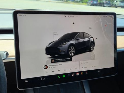 Used 2023 Tesla Model Y Long Range AWD/4WD image 11
