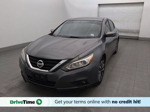 Used 2017 Nissan Altima 2.5 SV FWD image 1