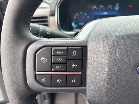 New 2025 Ford F150 Lariat w/ Equipment Group 501A Mid image 17